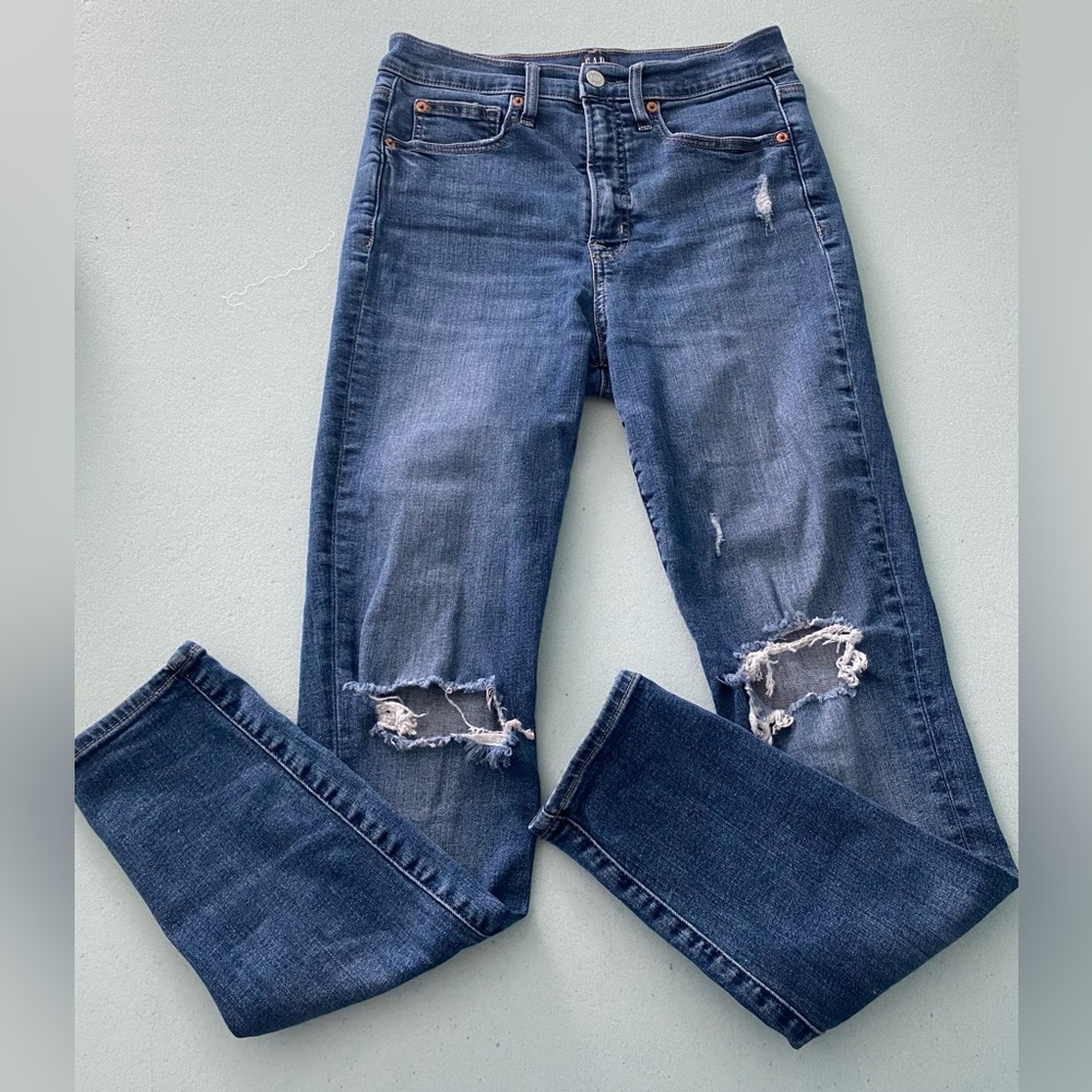 Gap True Skinny distressed jeans
